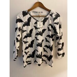 NWT Kate Quinn XS 100% Organic Cotton White Black Gray Long Sleeve Bat Halloween